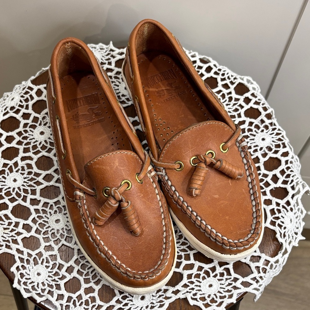 *Rare Northern Reflections Classic Brown Leather Loafers Boat Shoe